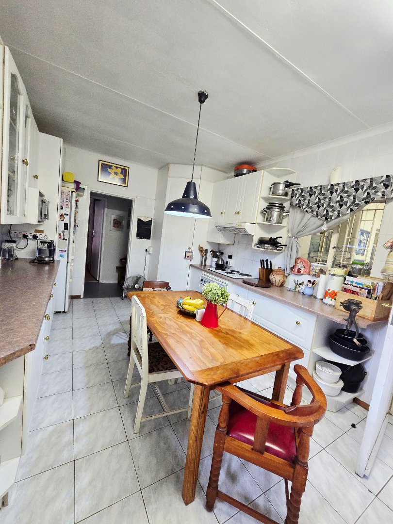 5 Bedroom Property for Sale in La Hoff North West